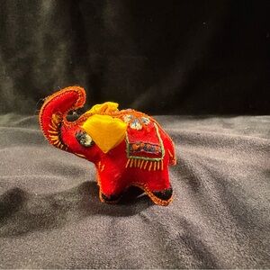 Silk Elephant Trinket